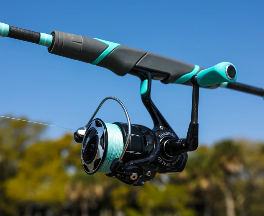 saltwater spinning reel fishing setup on boat